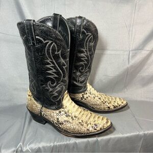 Laredo Exotic Snake Skin Western Boots in Black and Cream men’s 10.5